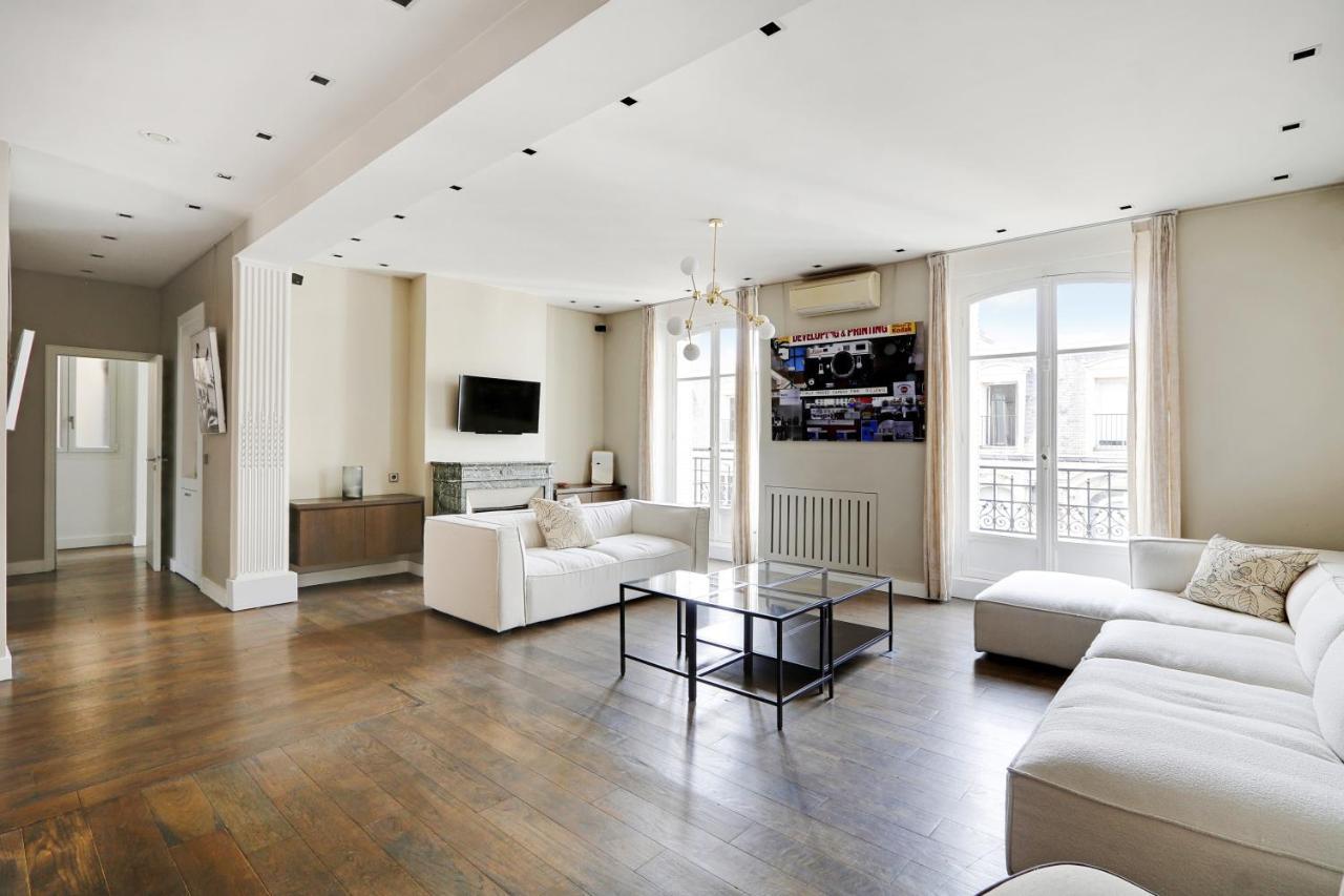 Pick A Flat's In Montaigne - Cour 1er Appartamento *